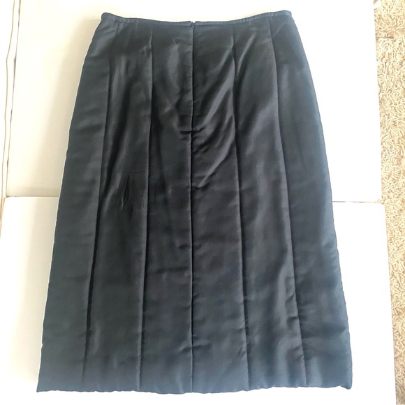 DKNY “Puffer” Skirt- worn once. - Picture 7 of 7
